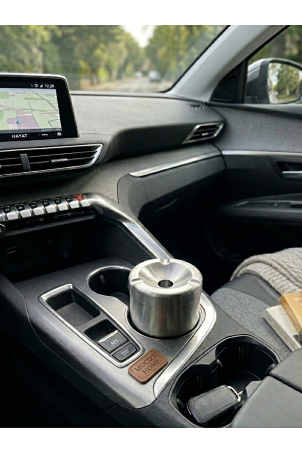 Car Interior Silver-Covered Odorless Stainless Metal Ashtray – Modern and Stylish Design