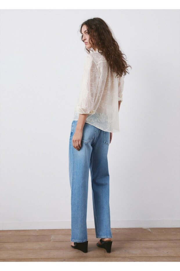 Çiçek işlemeli lyocell bluz - 4