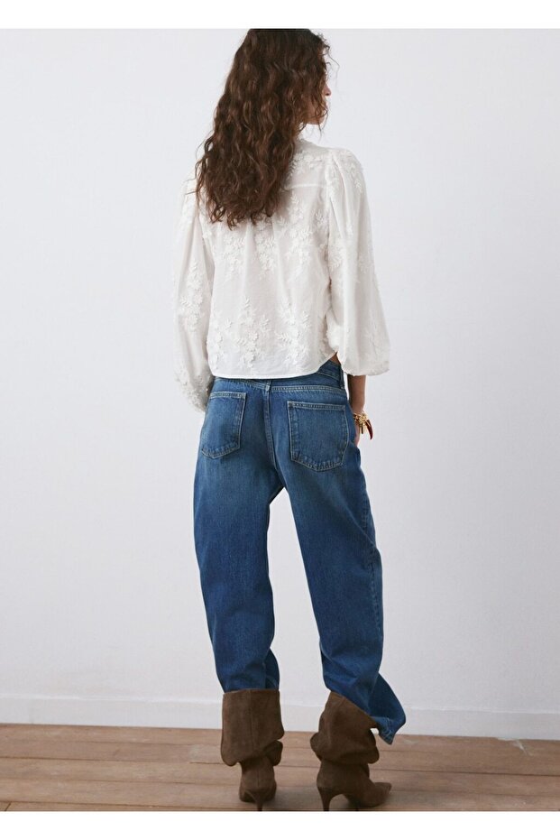 Çiçek işlemeli bluz - 4