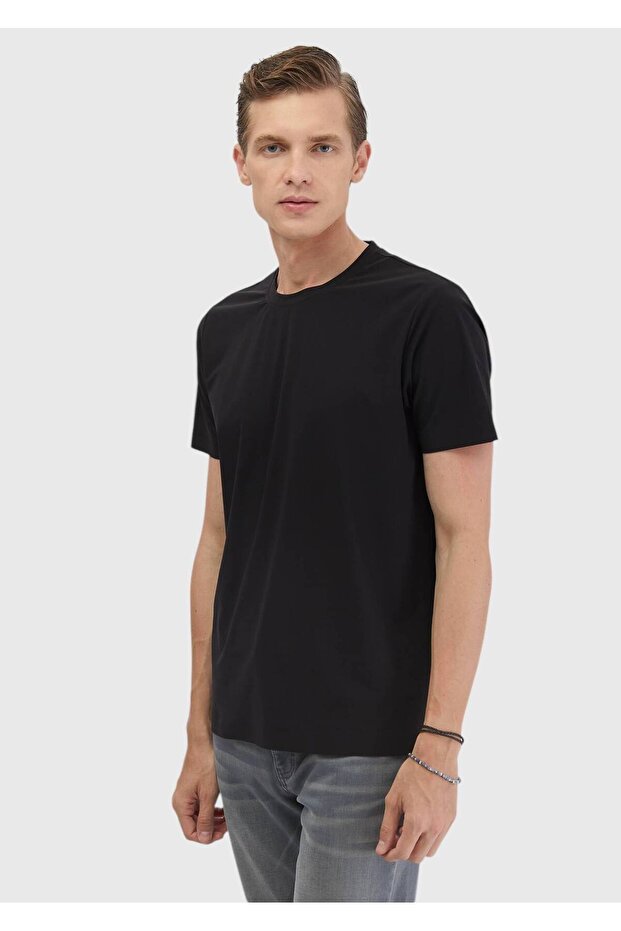 Μαύρο απλό μπλουζάκι - 1