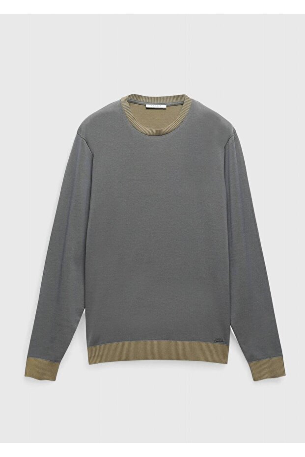 Gray Crew Neck Plain Sweatshirt - 6