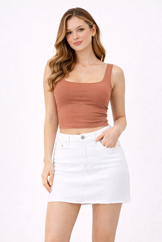 Women's Onion Shell Strappy Crop Top