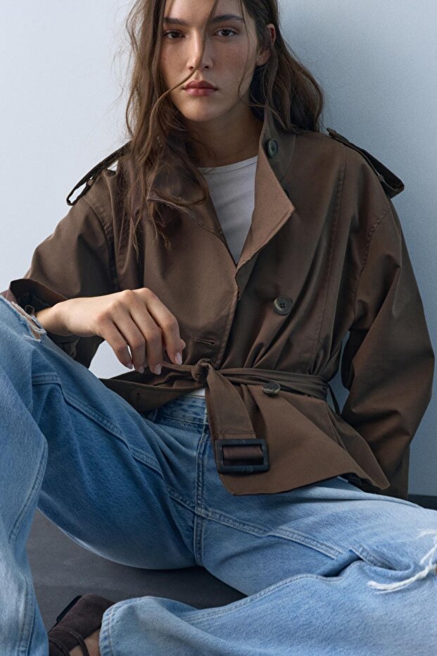 Kısa dik yaka trençkot - 1