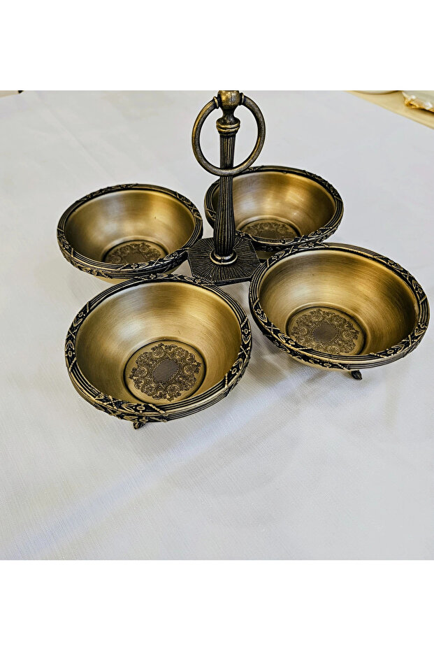 Classic Stand-Up Stainless Steel 4-Piece Snack Bowl Antique