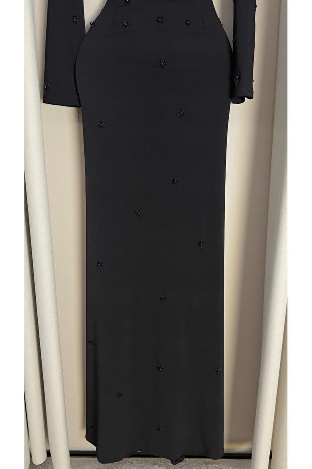 فستان اسود مفصص طويل - 3