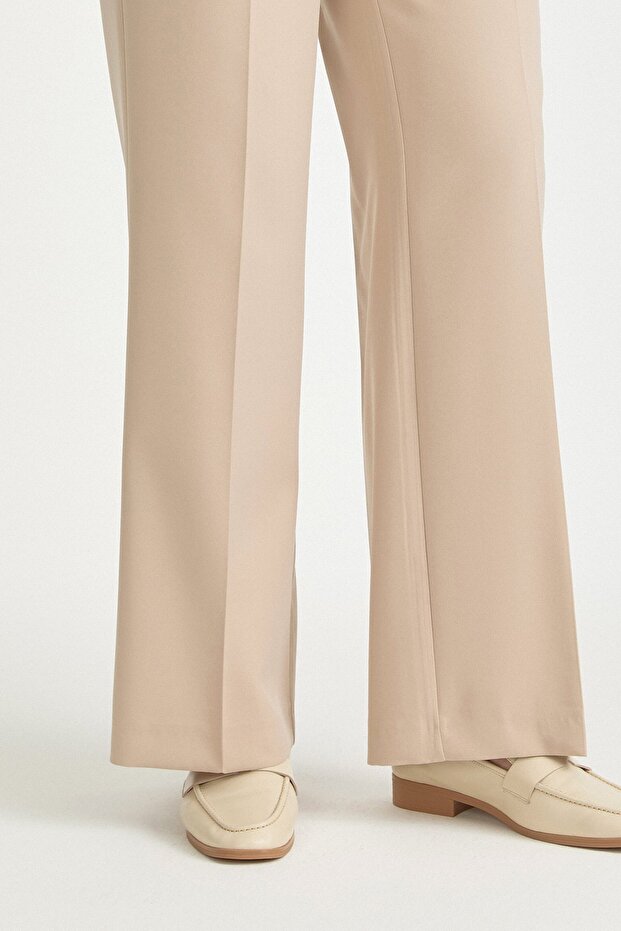 Beli Lastikli Basic Ütü İzli Pantolon Taş - 3