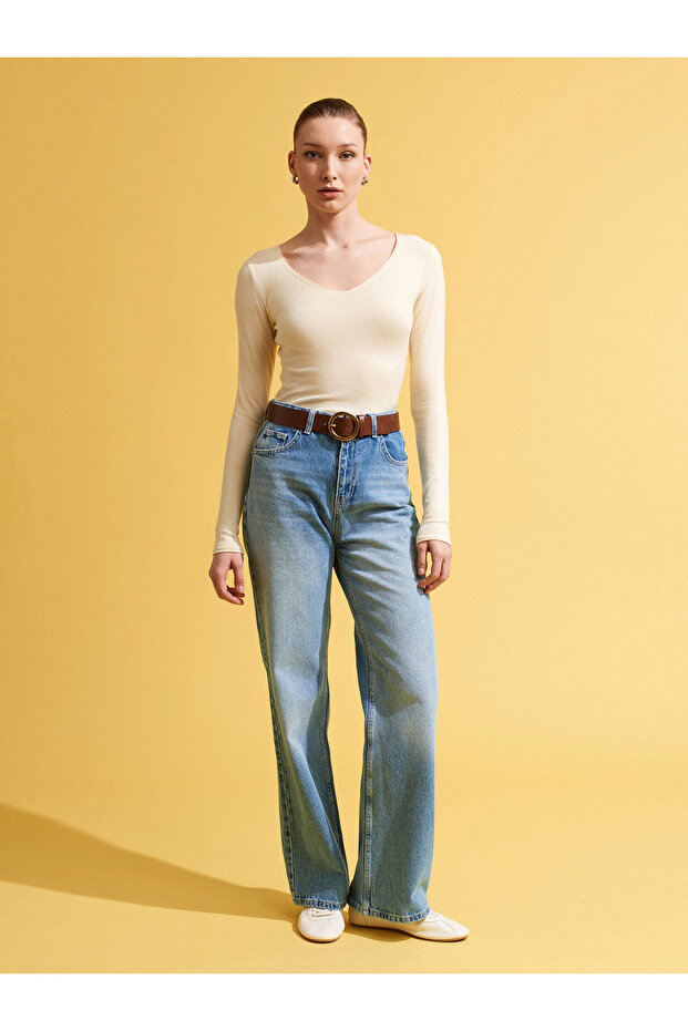 10842 V-Neck Cashmere Ultra Light Knitwear Sweater