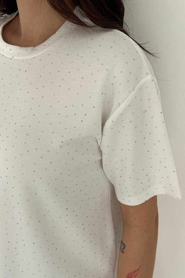 Taş Detaylı Basic Tişört – Minimal Dot - 3