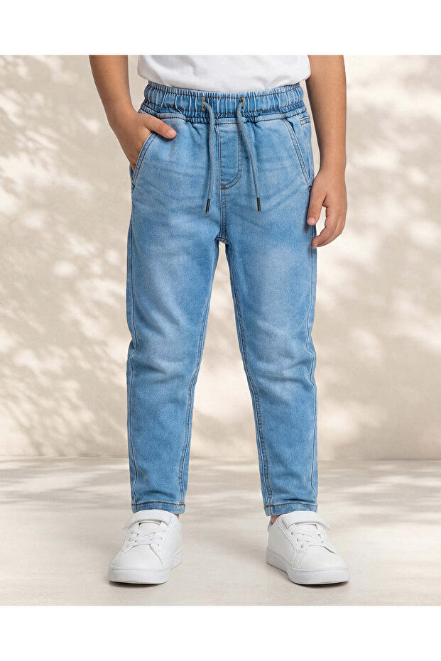 بنطلون دنيم أزرق أساسي للأولاد - 2