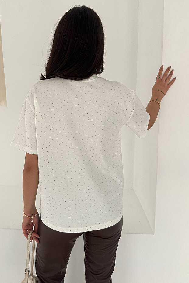 Taş Detaylı Basic Tişört – Minimal Dot - 7