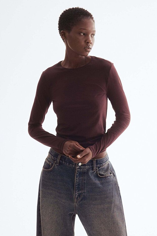 Fitted cotton top
