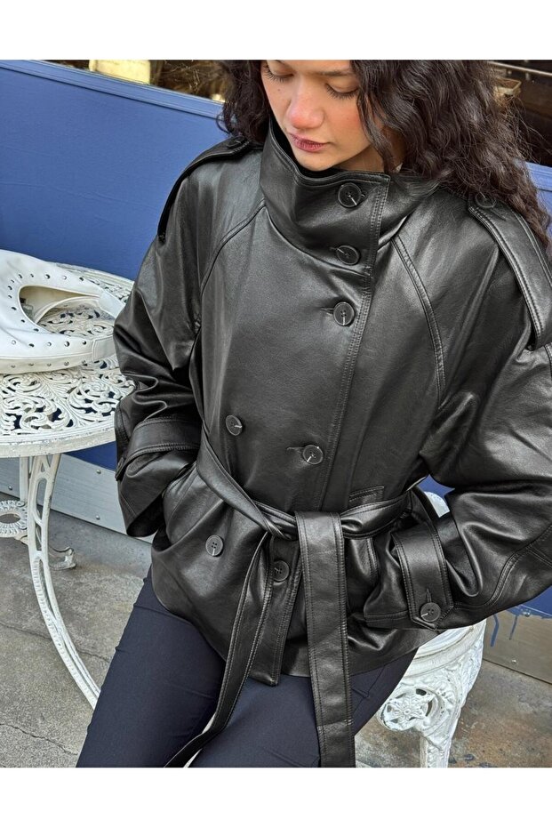 سترة Pb بأزرار على الجهتين سوداء بأزرار جلد - 1