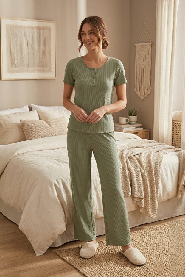 Comfort Wave Crew Neck Short Sleeve Corded Fabric Fabric Women's Pajama Set