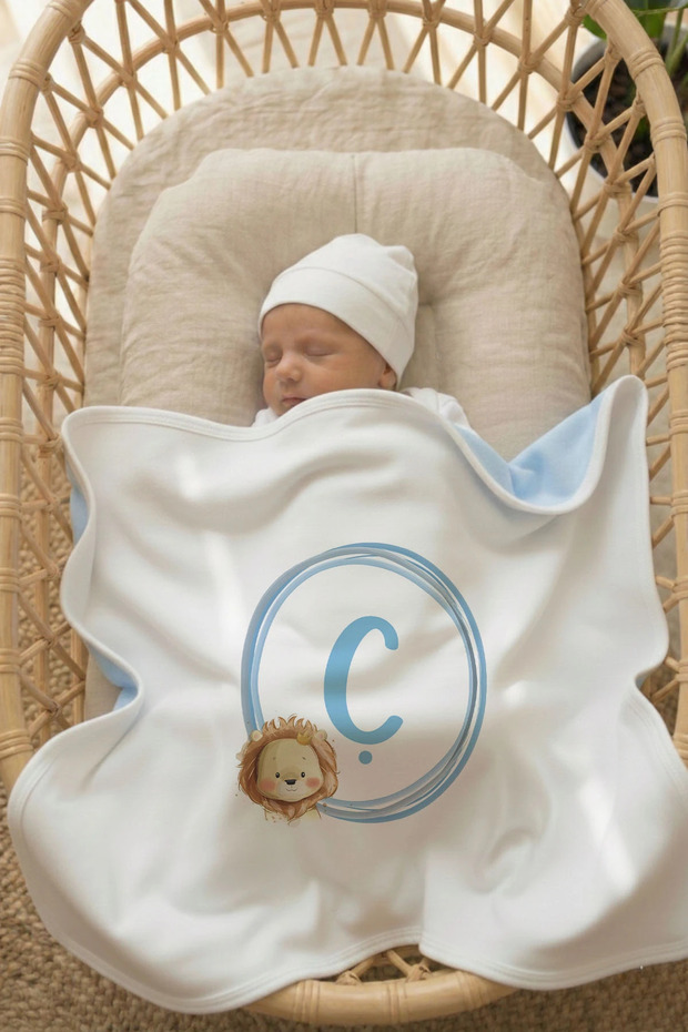 Reversible - Interlock Baby B Blanket I 80X80Cm - Cute Lion Letter Series in a Circle - Letter C