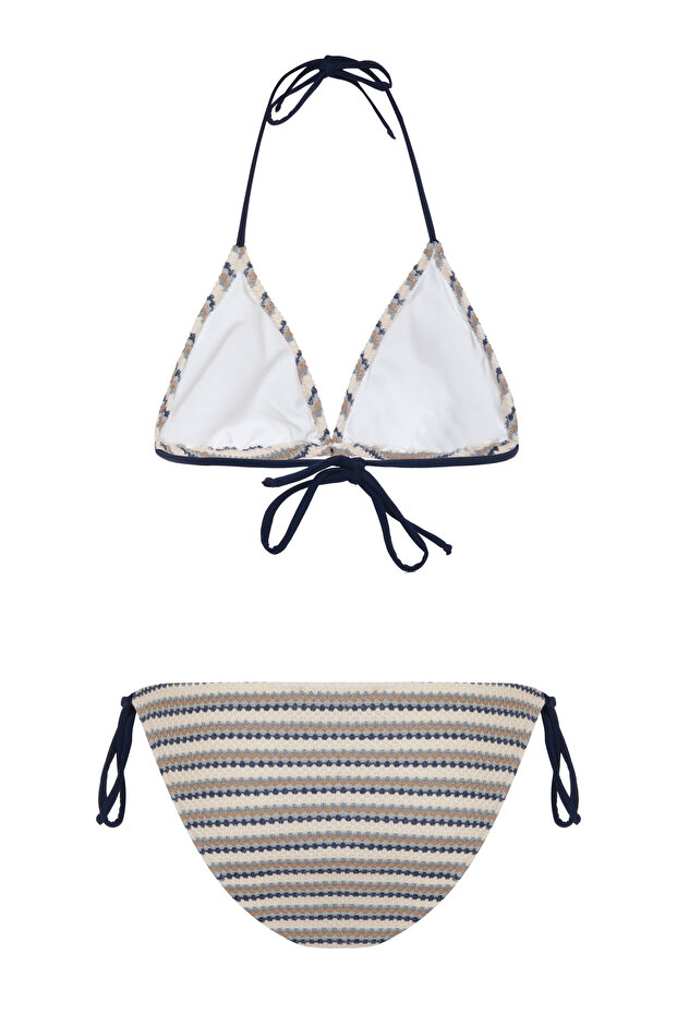 طقم بيكيني تريكو منقوش مثلث الشكل - 2