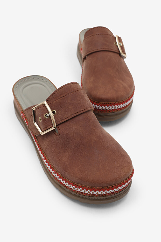 Women's Tan PU Sole Comfortable Fit Buckled Slipper