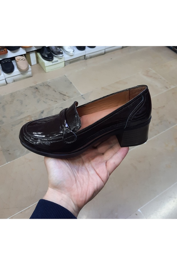 Women's Inside-Outside H Genuine Leather O Orthopedic 5 cm K Block Heel Stylish, Comfortable Black-Brown Patent Leather Shoes