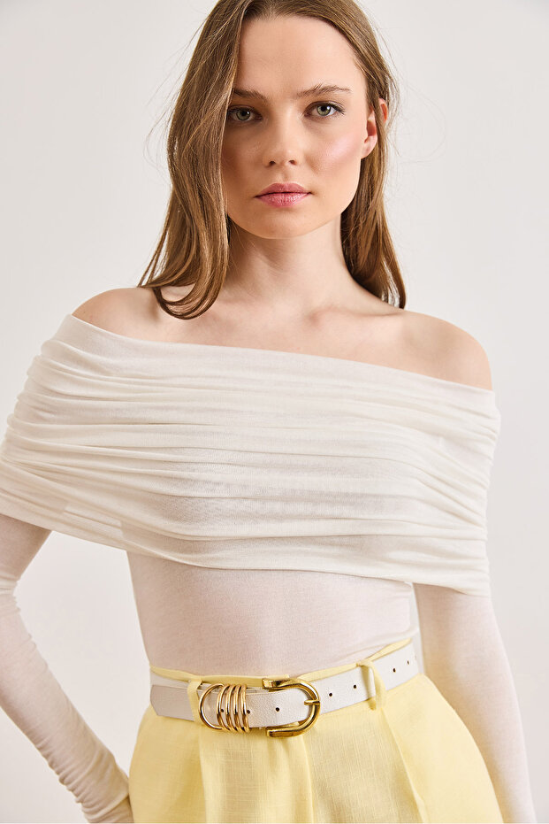 Women's White Madonna Collar Sheer Blouse Blz-19003256