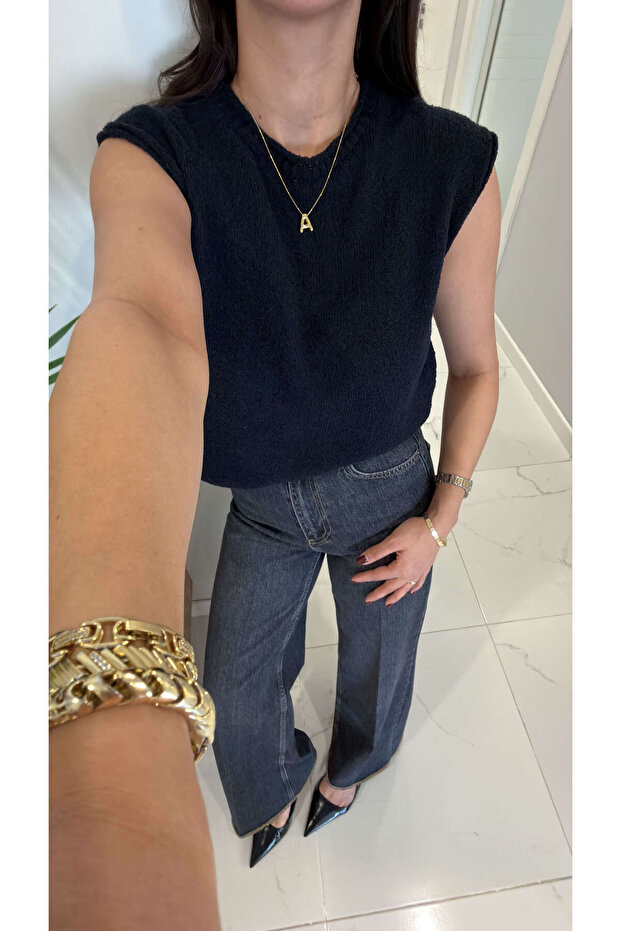 Md Dofre Navy Blue Sleeveless Knitwear