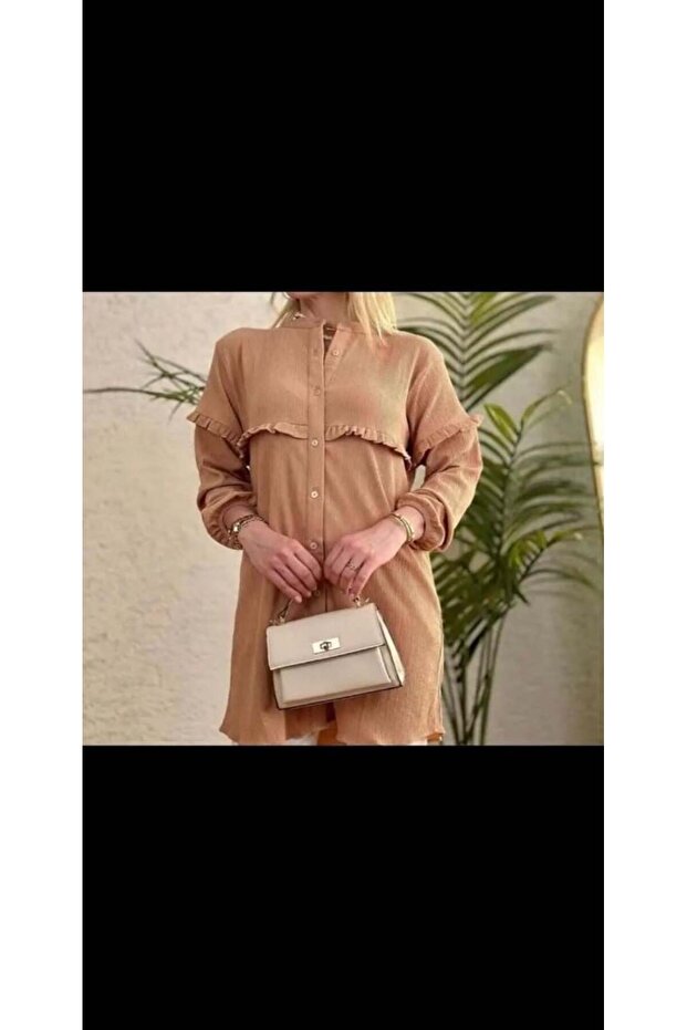Women's Judge Collar Shirt Beige