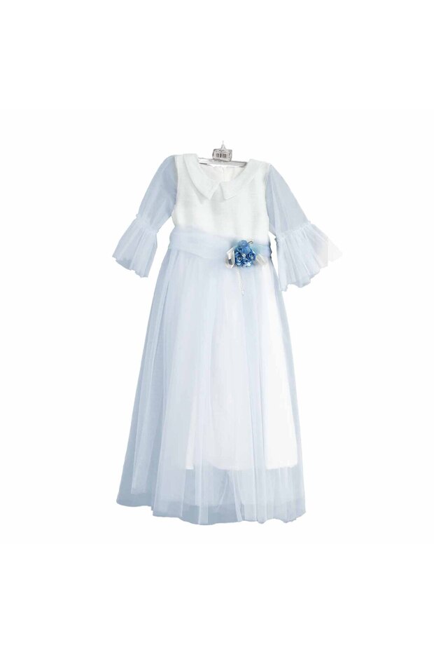 Rochie cu mâneci din tul
