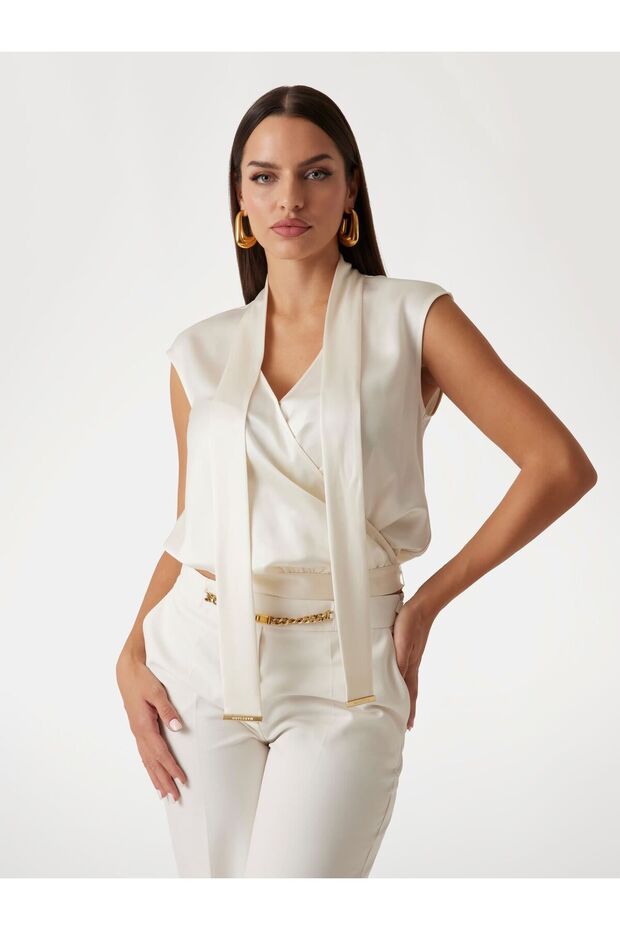 Marciano wrap top