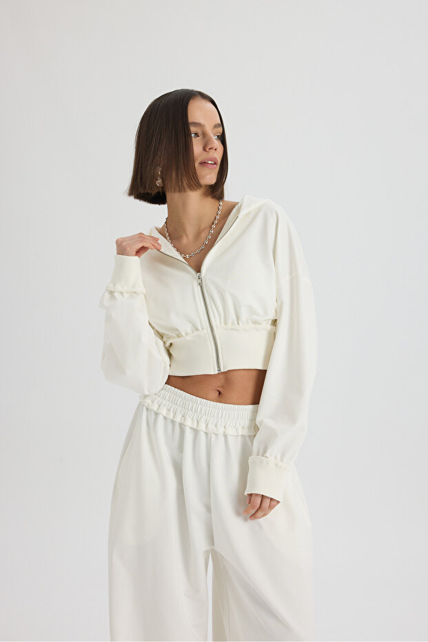 Petal Pis Detail Ecru Cropped Tracksuit Set