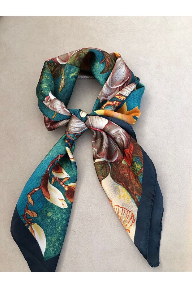 وشاح مسطح خاص منقوش (70x70) - 3