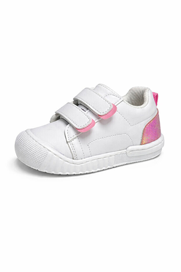 Oli Bebe Velcro Strap Sports Shoes