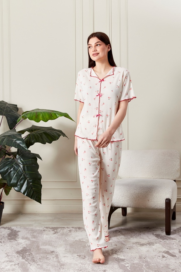 Women's Floral Print Short Sleeve Pajama Set Relaxed Cut Soft-Textured Home Wear Set