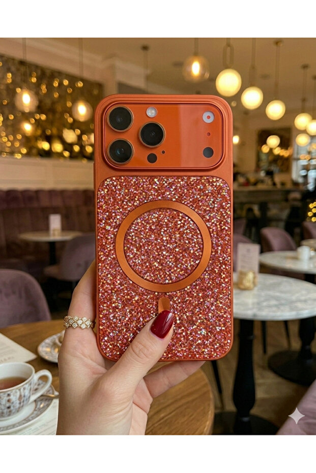 حافظة تحويلية Diamond مرصّع بالأحجار متوافقة مع هاتف iPhone 15 Pro مع ميزة MagSafe وحماية الكاميرا بمظهر 17 Pro - 1