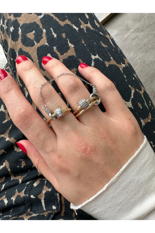 خواتم متصلة بثلاث حلقات متدلية - 4