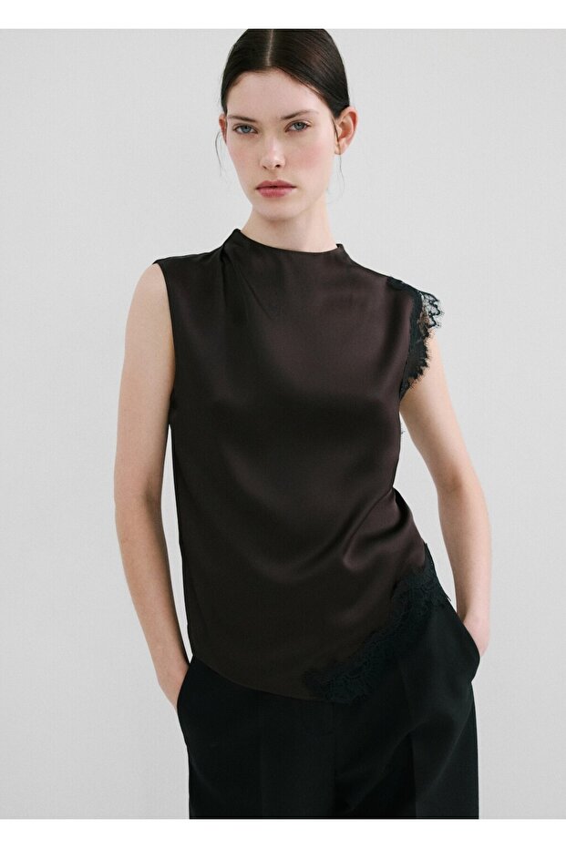 Dantel süslemeli bluz - 1