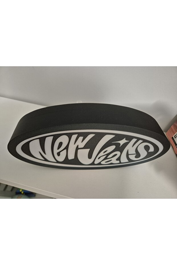 NewJeans Lightbox - 3