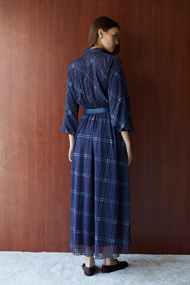 cu model Rochie 32-2727 - 1