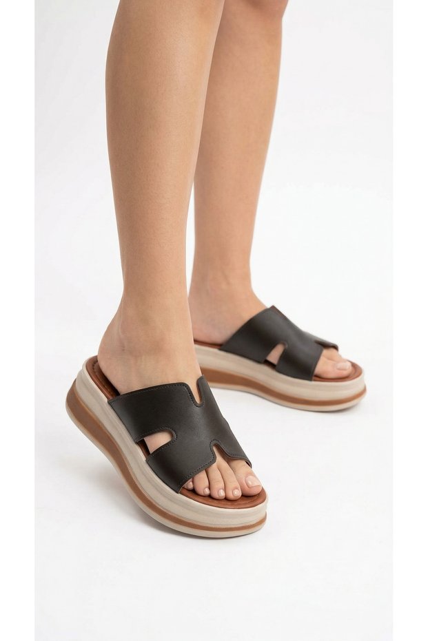 H Cut Detailed Closed High Heeled Comfortable Women's Summer Slippers Sandals