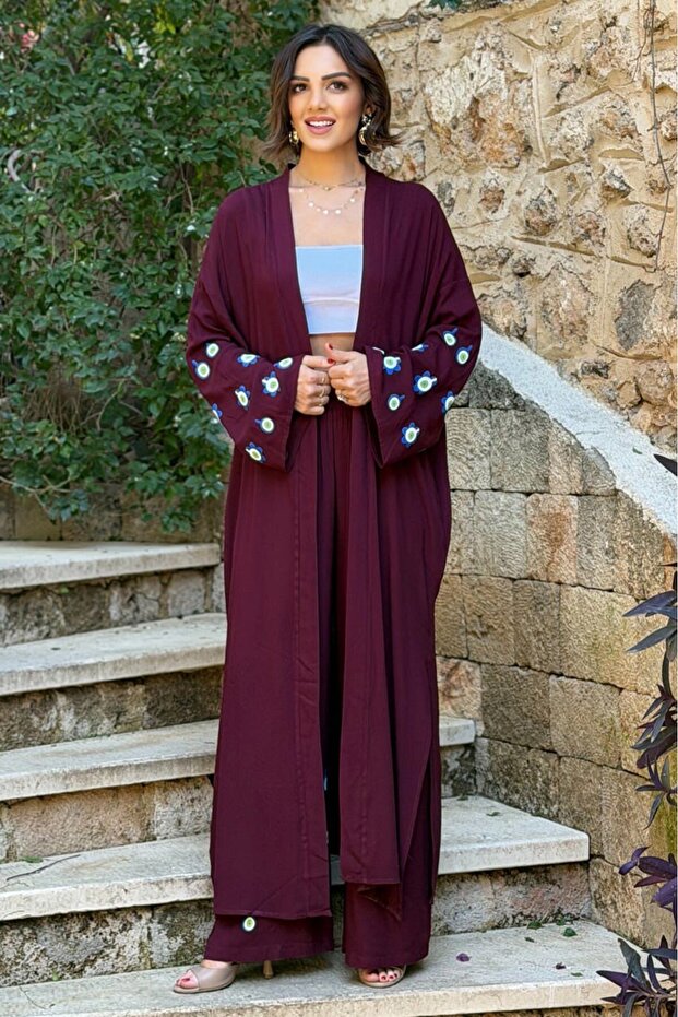 طقم كيمونو مكون من قطعتين بنطلون مطرز باللون الأزرق العنابي
