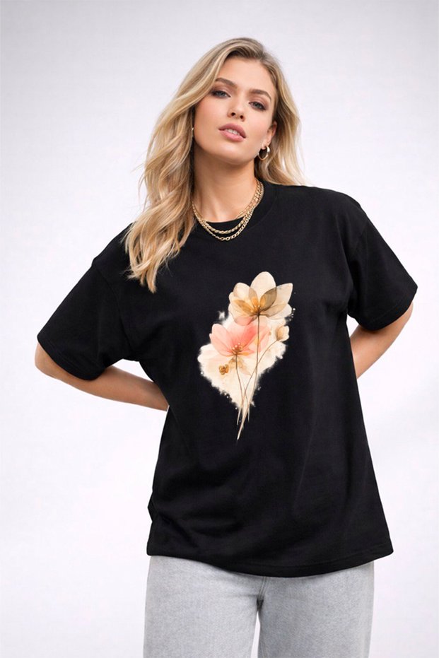 Women's Printed Detail Oversize Bol Cut T-Shirt with Cycling Neck