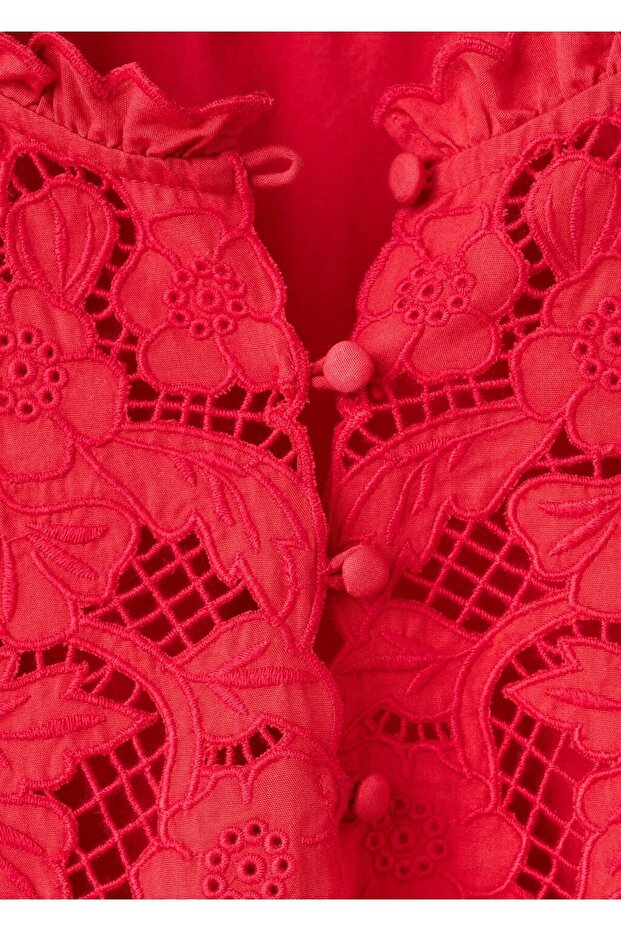 İşlemeli ajur örgü bluz - 5