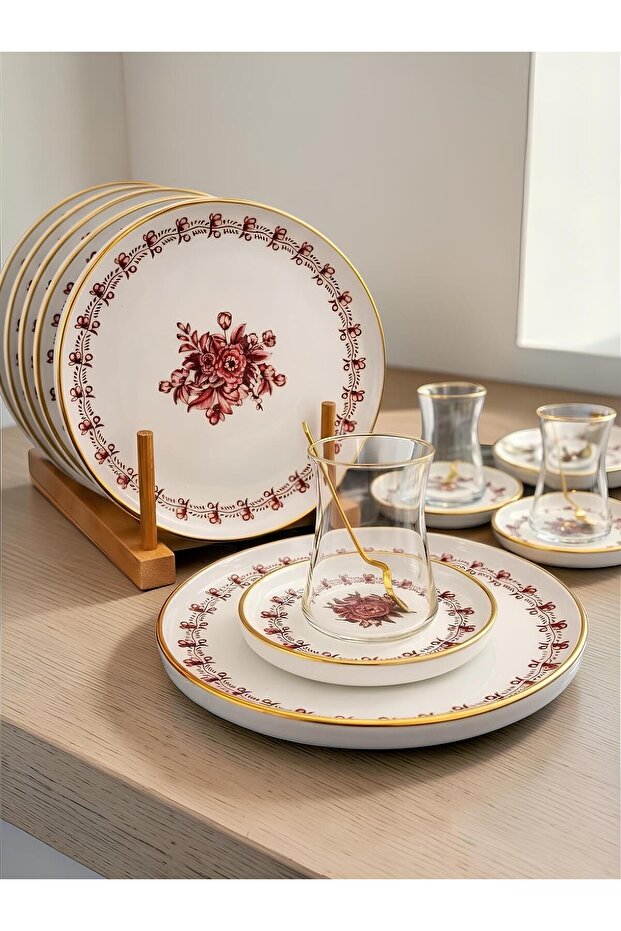 18 Piece Modern Regaria Cake and Tea Time Set