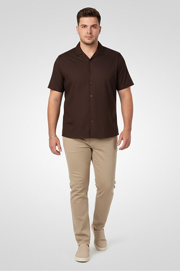 Men Regular Fit Solid Short Sleeve Casual Shirt, Dark Brown