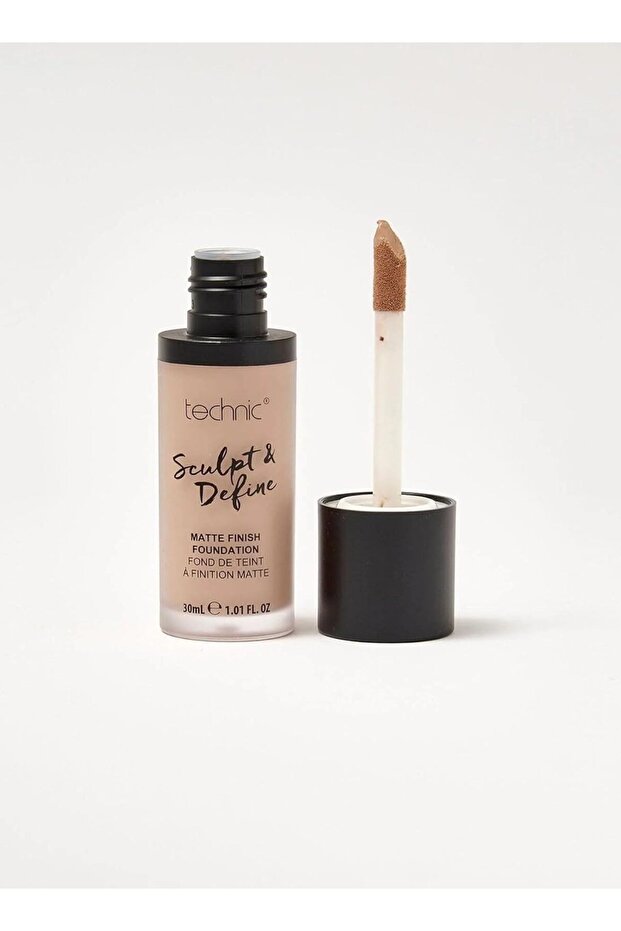 Sculpt & Define Matte Finish Foundation - Honey (30ml)