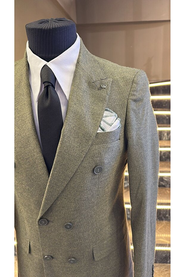 KRAVEZE TAKIM ELBİSE - 3