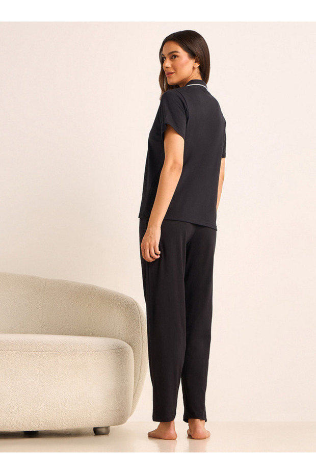 Pyjama Set Button-Down Shirt and Pants - 3