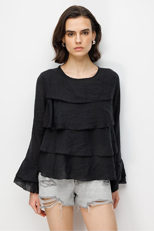 4831 Women's Layered Detailed Ruffled Long Sleeve Blouse Black