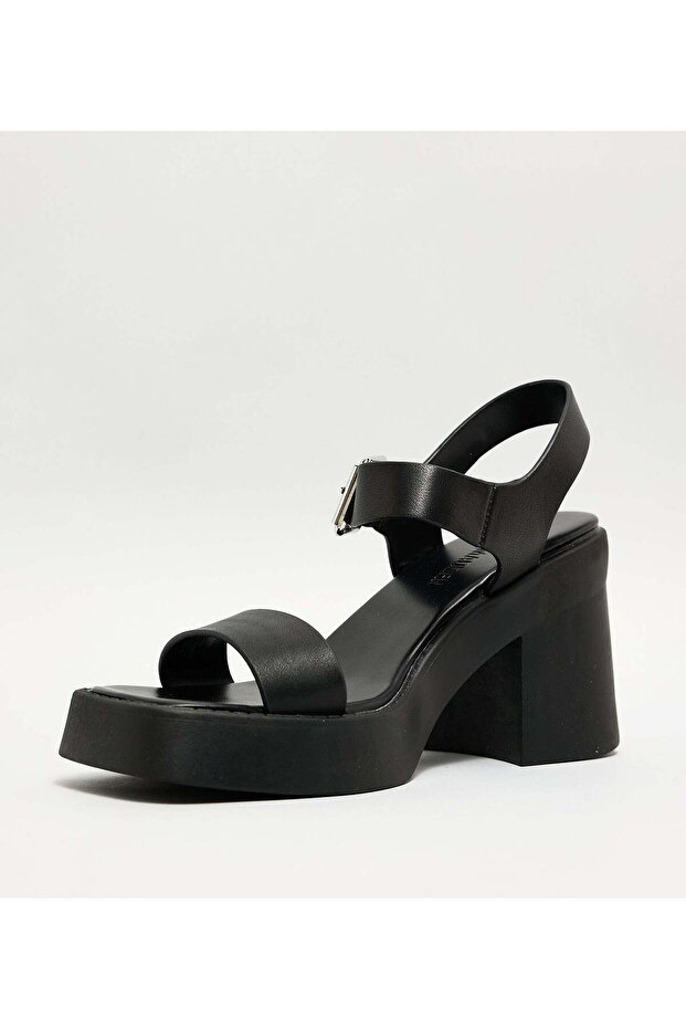 Kandra Solid Mid Heel Sandals - 3