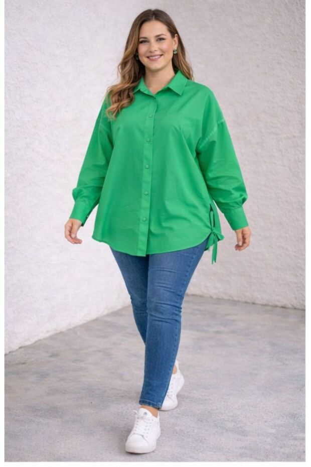 PLUS SIZE WOMEN'S COTTON SHIRT WITH SLIPPING DETAIL