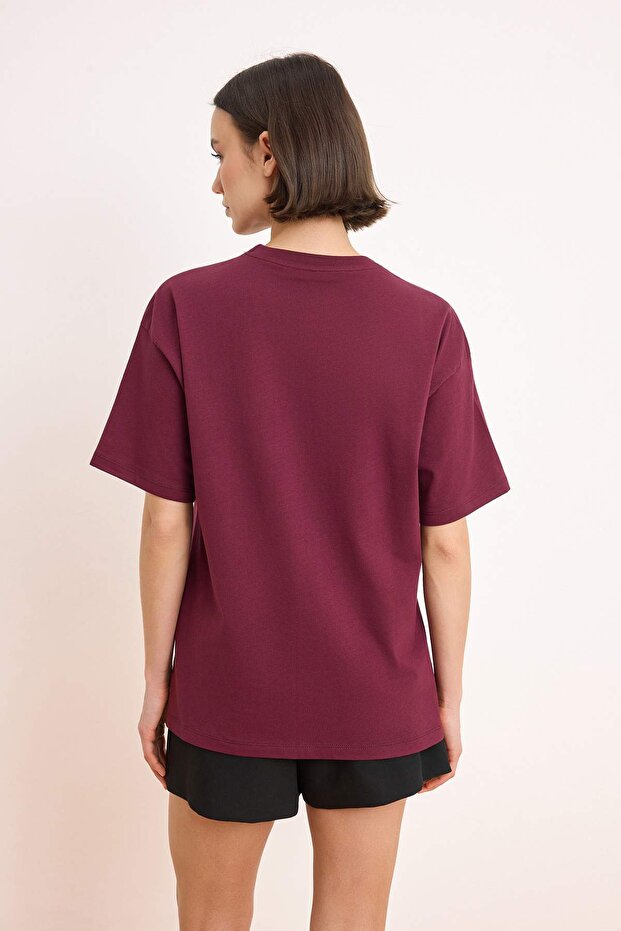 Mürdüm Slogan Oversize/Geniş Kalıp Düşük Kol Kısa Kollu %100 Pamuk Örme T-Shirt TWOSS26TS00172 - 4