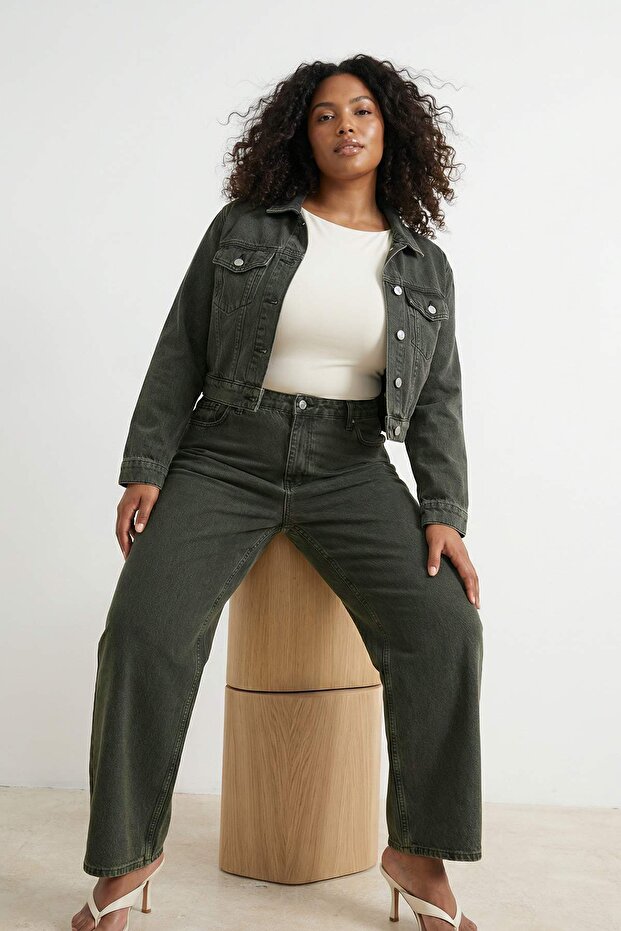 Yeşil Yüksek Bel Straight Fit %100 Pamuk Non-Stretch Büyük Beden Jeans TBBSS22JE0211 - 1