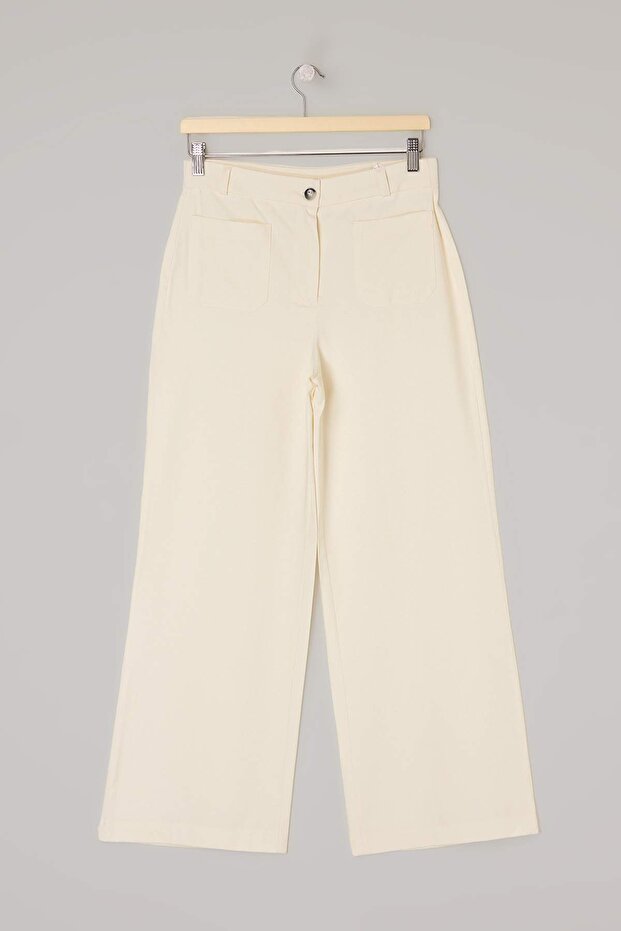 Beyaz Gabardin Cep Detaylı Pantolon TWOSS26PL00083 - 6